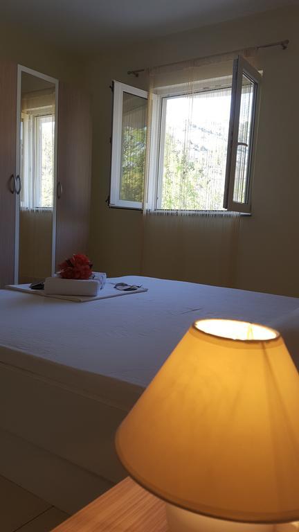 Apartments And Rooms Kod Mate Tribanj-Kruscica Zewnętrze zdjęcie