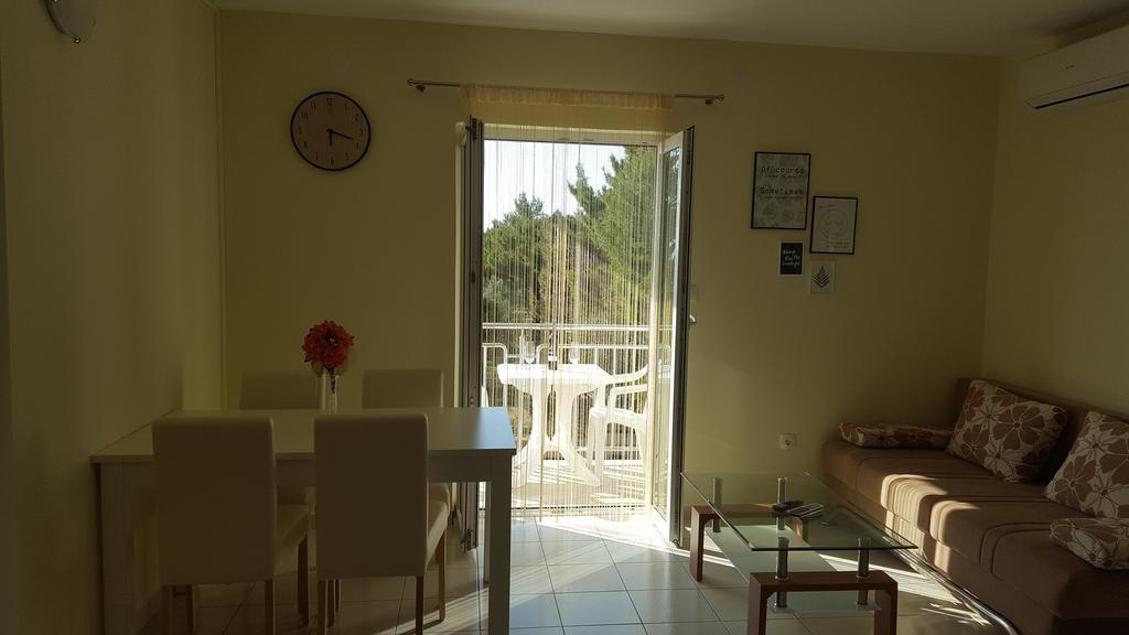 Apartments And Rooms Kod Mate Tribanj-Kruscica Zewnętrze zdjęcie